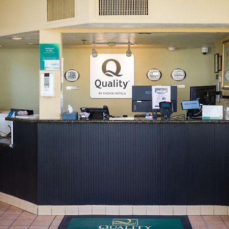Quality Inn & Suites Camarillo-Oxnard Exterior photo