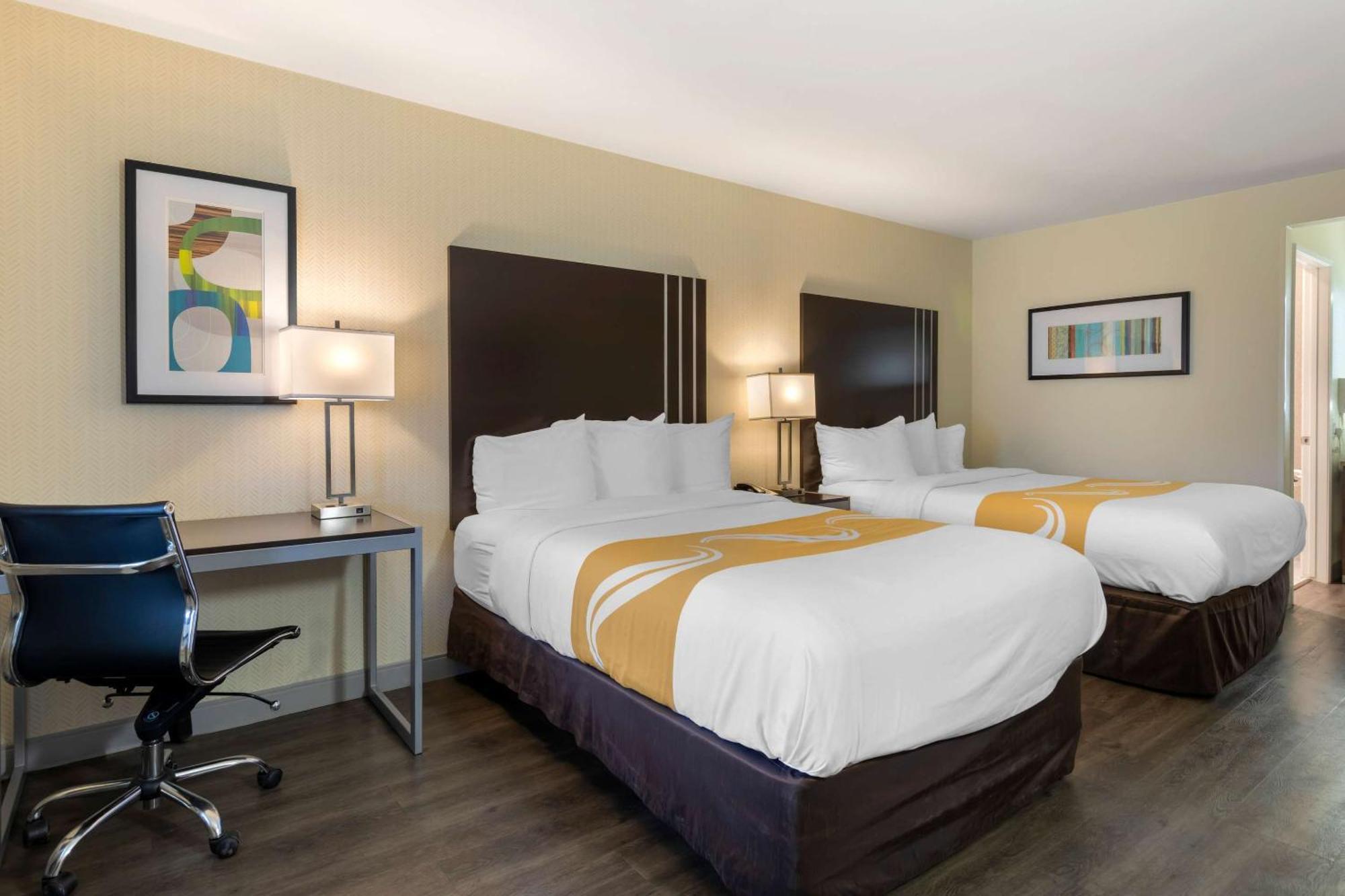 Quality Inn & Suites Camarillo-Oxnard Exterior photo